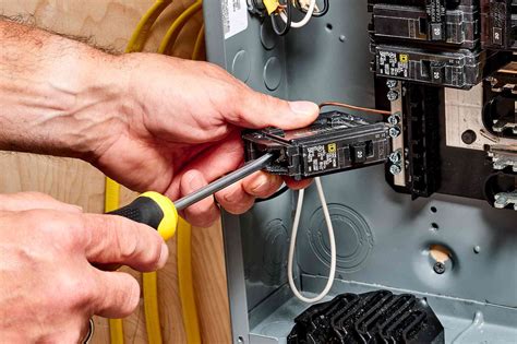 replacing a circuit breaker video